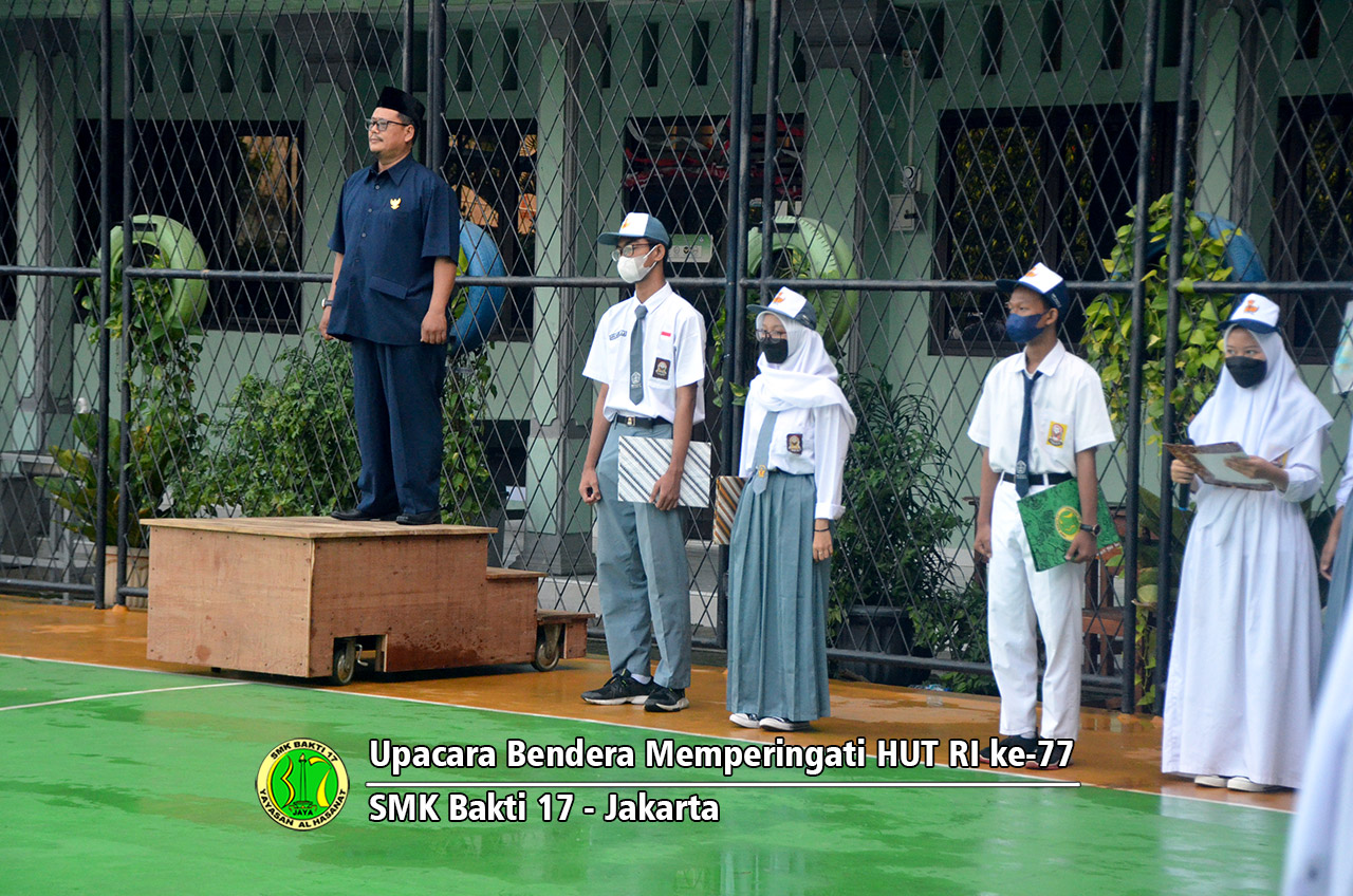 Upacara Memperingati Hut Ri Ke Smk Bakti